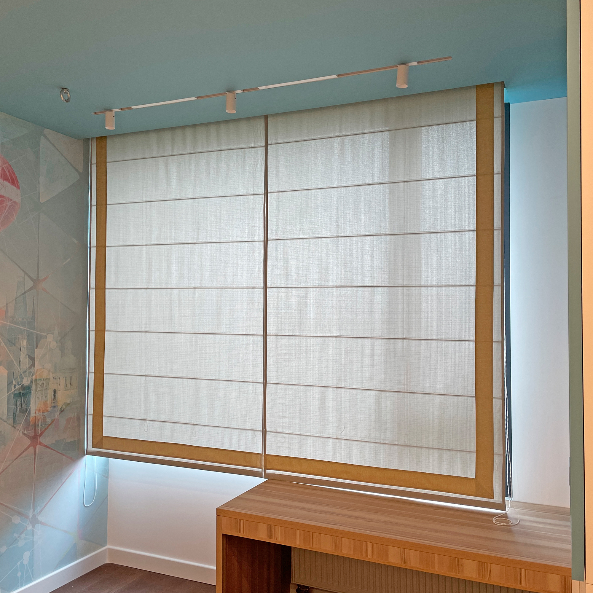  100 TopCurtains