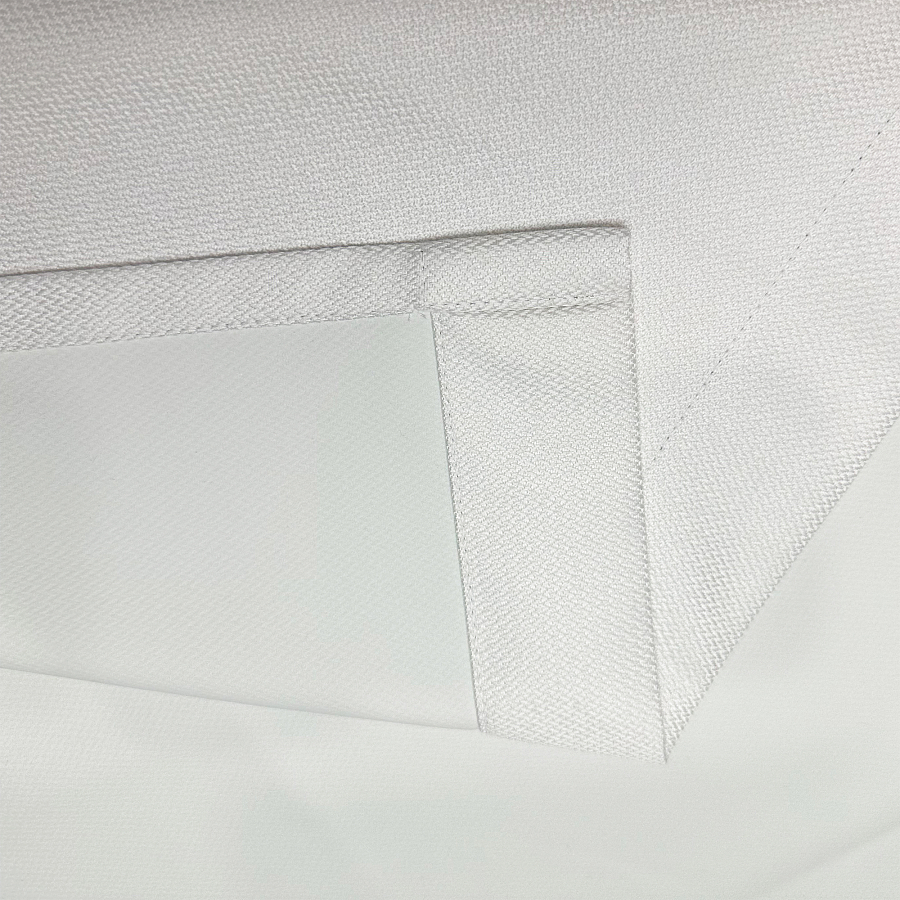 картинка Штора из белого блэкаута White Cover от магазина Topcurtains