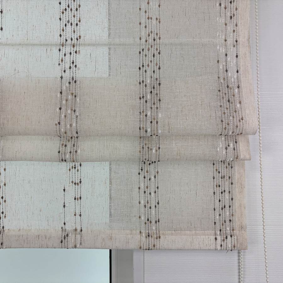 картинка Римская штора из бежевого прозрачного тюля Scandi light от магазина Topcurtains