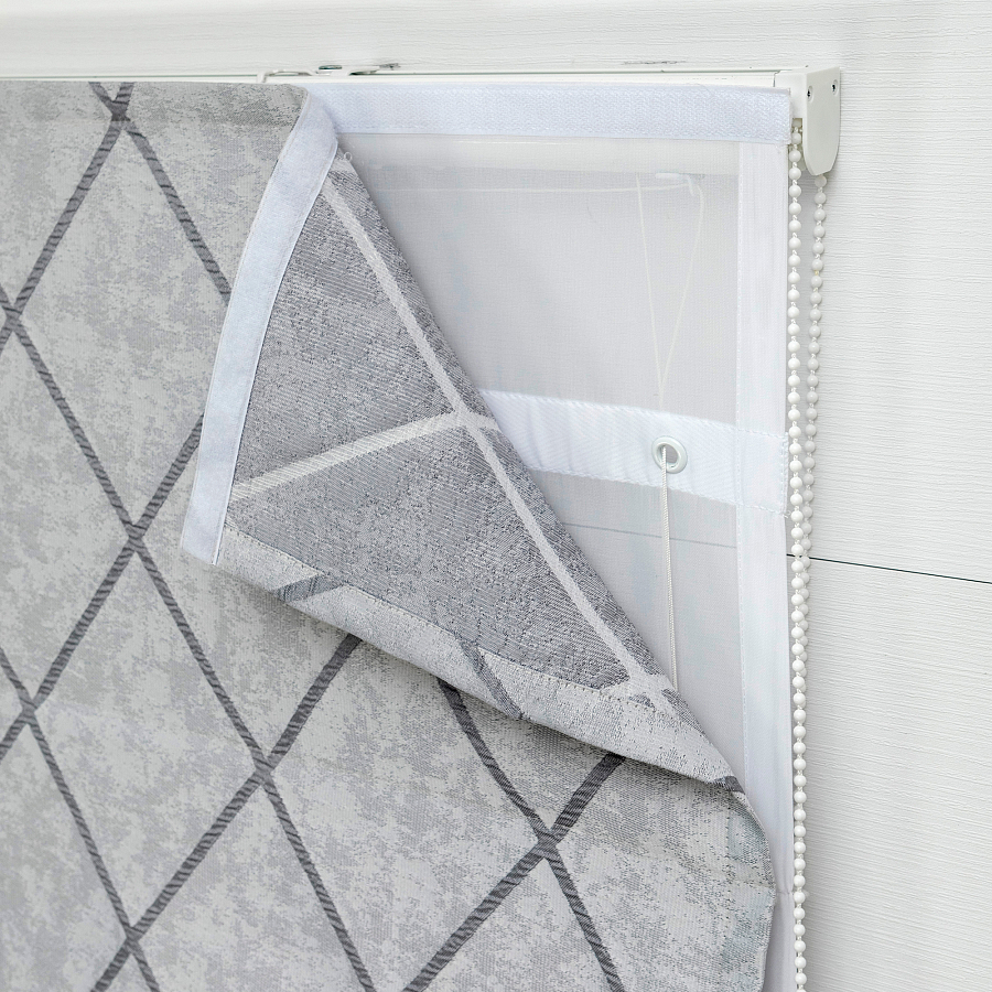 картинка Двойная римская штора Geometrics с тюлем, серая от магазина Topcurtains