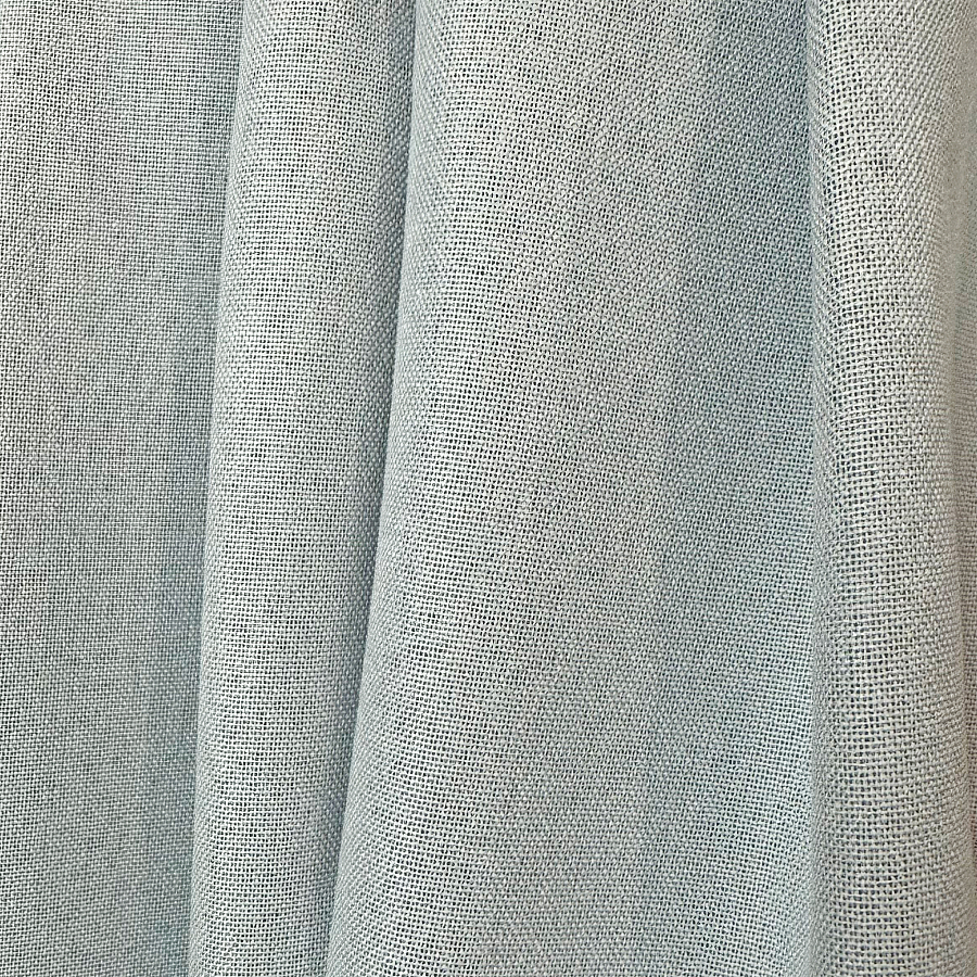 картинка Штора из светло серого блэкаута Eclipse от магазина Topcurtains