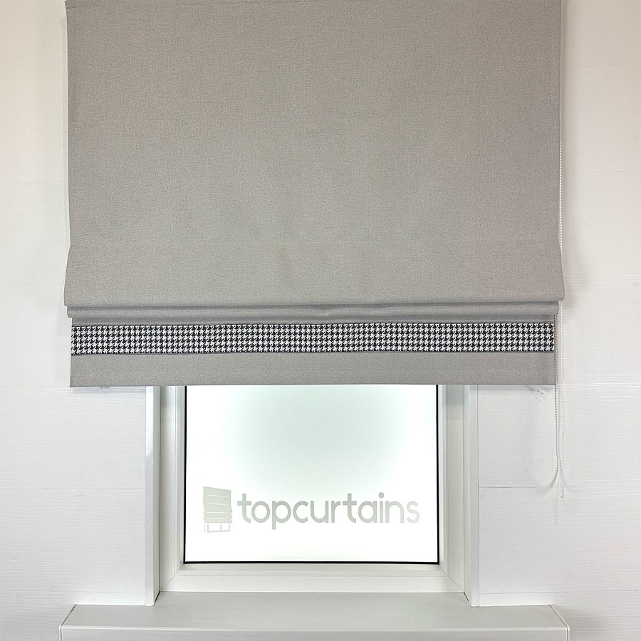 картинка Римская штора блэкаут Eclipse Style светло серая от магазина Topcurtains