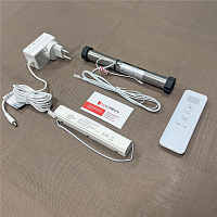 картинка Аккумуляторный карниз для римских штор с электродвигателем A-OK 7.4V от магазина Topcurtains