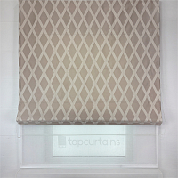 картинка Римская штора день и ночь Crystal Glow бежевая с ромбами от магазина Topcurtains